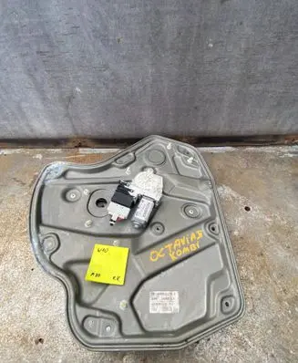 Skoda Octavia Mk2 (1Z) Rear door window regulator with motor