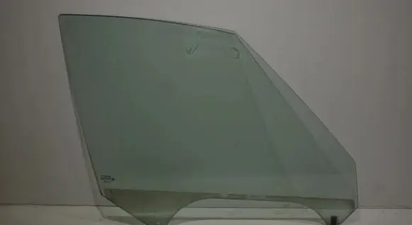 Citroen C4 I Picasso Front door window glass four-door