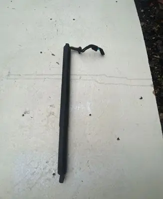 BMW X2 F39 Tailgate/trunk strut/damper 17893910 7423847