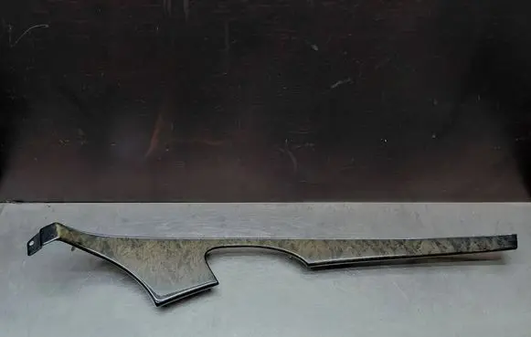 Mercedes-Benz E W211 Other front door trim element 3150038 8303650