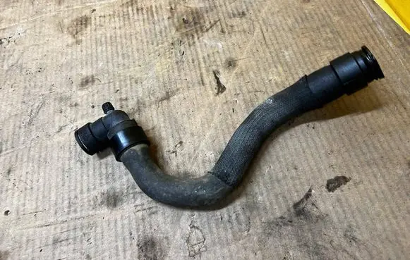 Peugeot 508 RXH Engine coolant pipe/hose 