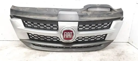 Fiat Freemont Front bumper upper radiator grill 55000802