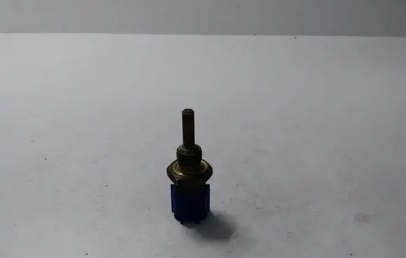 Nissan Murano Z50 Coolant temperature sensor A27621