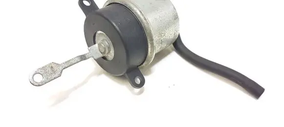 Volkswagen Sharan Vacuum valve 7F0271