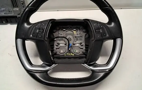Citroen C4 II Picasso Steering wheel