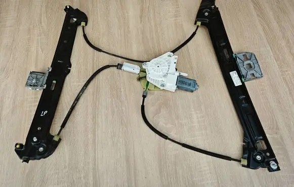 Audi A7 S7 4G Front window lifting mechanism without motor 4G8837461C