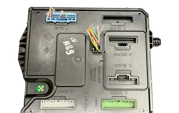 Renault Megane III Comfort/convenience module 284B18853R S180180060