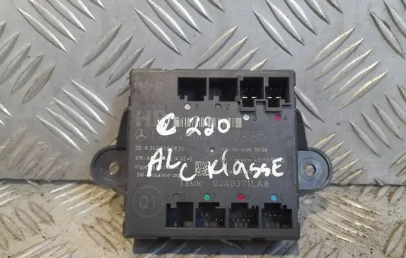 Mercedes-Benz C W204 Door control unit/module A2048207885