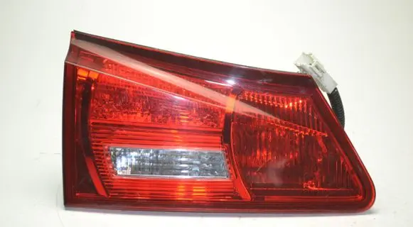 Lexus IS 220D-250-350 Tailgate rear/tail lights 13934