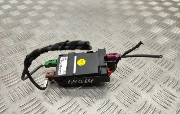 Volkswagen PASSAT B8 USB control unit 5G0035953C