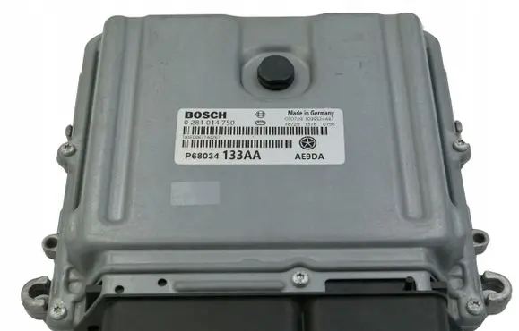 Jeep Wrangler Engine control unit/module P68034133AA