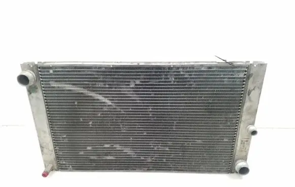 BMW 5 E60 E61 Coolant radiator 7792832