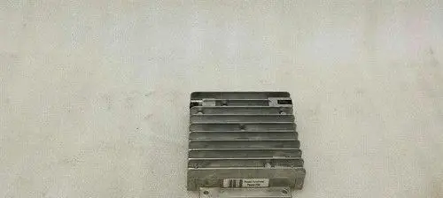 Mercedes-Benz E W211 Aerial antenna switch 8YN9526A