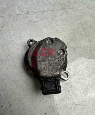 Audi A4 S4 B5 8D Camshaft position sensor 0232101024 058905161B