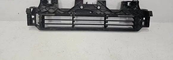 Audi e-tron Intercooler air guide/duct channel 4KE807771