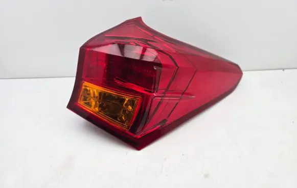 Toyota Auris E180 Rear/tail lights