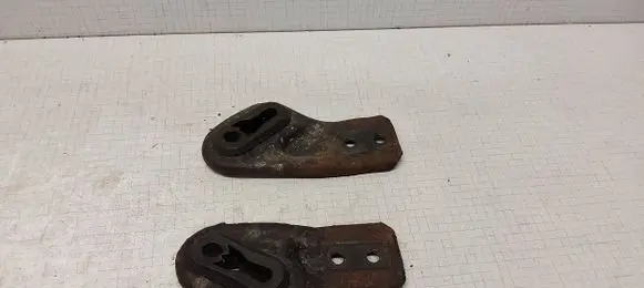 Opel Zafira B Radiator mount bracket 13118278 13153589 02104671