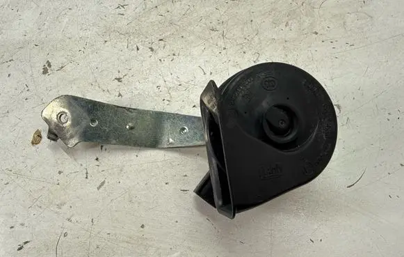 Infiniti QX30 Horn signal 25620HG000 A0075421520