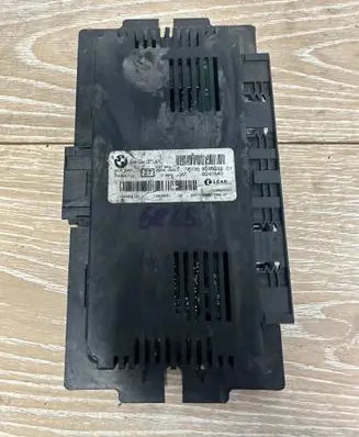 BMW 3 E90 E91 Light module LCM 9240532
