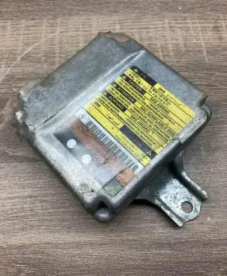 Toyota Avensis T220 Airbag control unit/module 8917005030 06980587TN