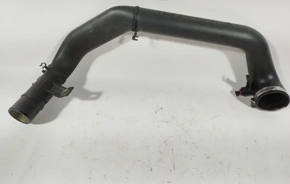 Intercooler hose/pipe