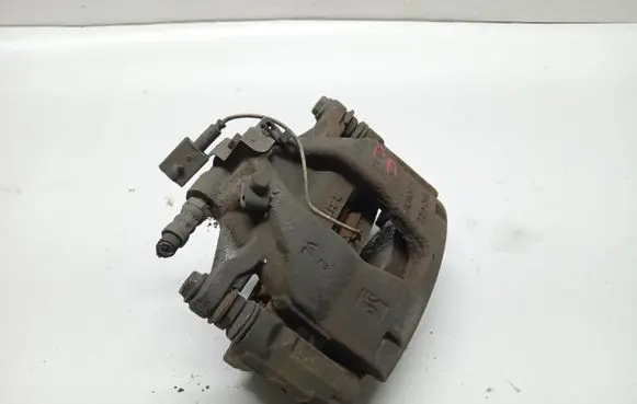 Fiat 500 Front brake caliper