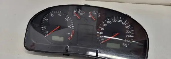 Volkswagen PASSAT B5 Speedometer (instrument cluster) 3B1919860