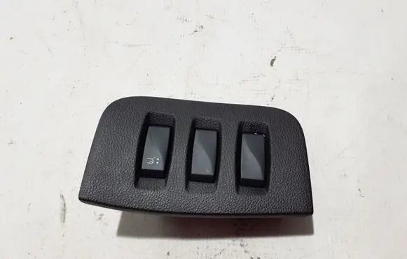 Renault Espace V (RFC) Tailgate opening switch 251631132R