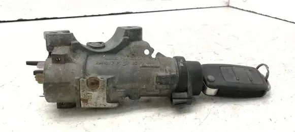 Audi A4 S4 B6 8E 8H Ignition lock 4B0905851G