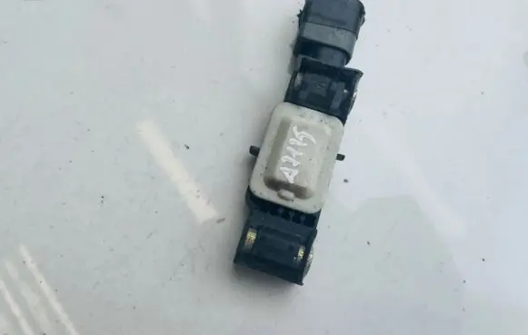 Chrysler Pacifica Airbag deployment crash/impact sensor 04671779ac 1074200824