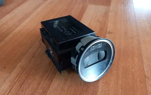Volkswagen PASSAT B6 Ignition lock 3C0905843M