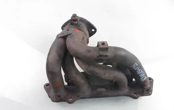 Toyota RAV 4 (XA10) Exhaust manifold