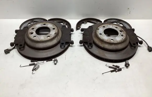 Volkswagen Touareg II Brake discs and calipers set 