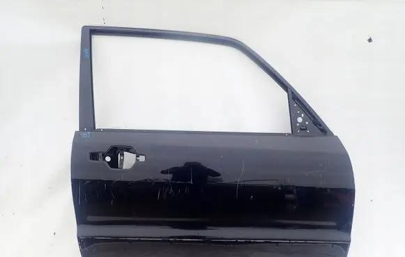 Mitsubishi Pajero Front door