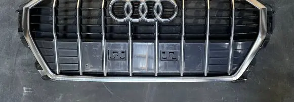 Audi Q3 F3 Front grill 83A853692A9B9 PSXXNH0A