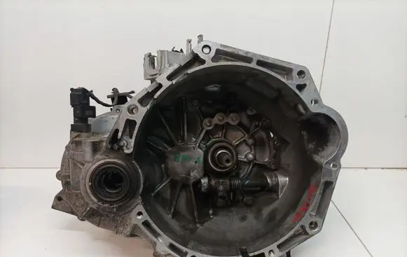 Hyundai i10 Manual 5 speed gearbox ME1671