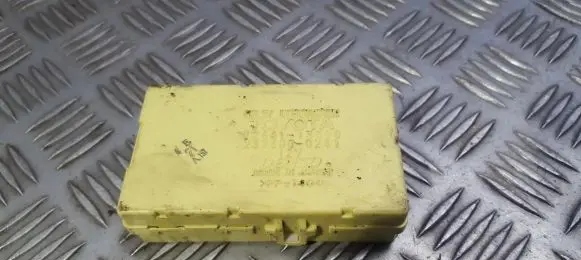 Toyota Corolla E120 E130 Comfort/convenience module 8264113050 82641-13050