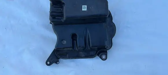 Audi A6 S6 C8 4K AdBlue liquid reservoir 4K0131878 4K0131427