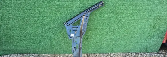 Volkswagen Caddy Pillar (middle) 2K4809835A 2K4809605