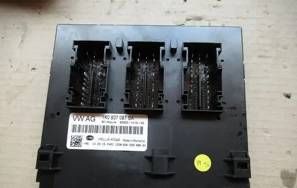 Volkswagen Transporter - Caravelle T6 Central body control module 5DK00966521T