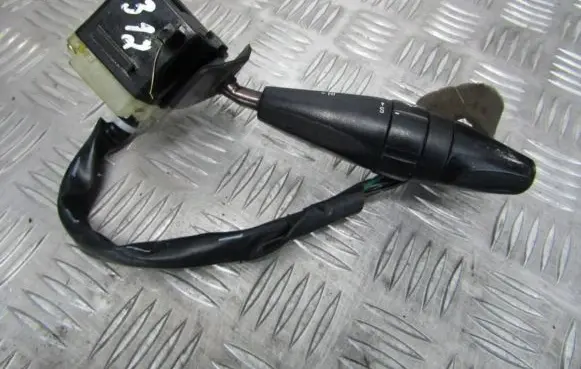 SsangYong Musso Wiper control stalk