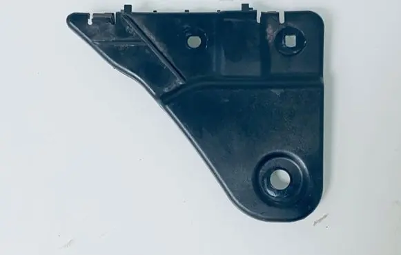Audi A2 Front bumper mounting bracket 8Z0807376