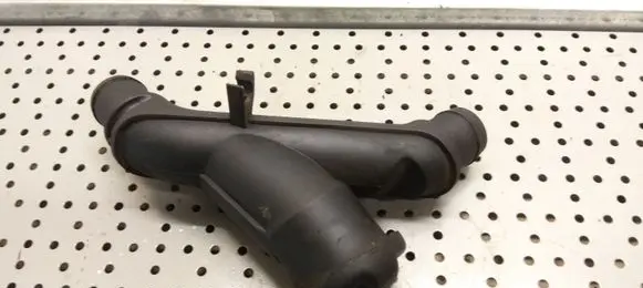 Peugeot 307 Oil fill pipe 9638323780