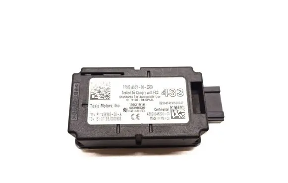Tesla Model 3 Tire pressure control unit 1458965-00-A