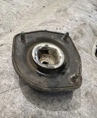 KIA Sportage Coil spring/strut mount 