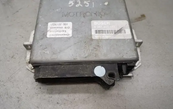 BMW 5 E34 Engine control unit/module 0281200173 1726102