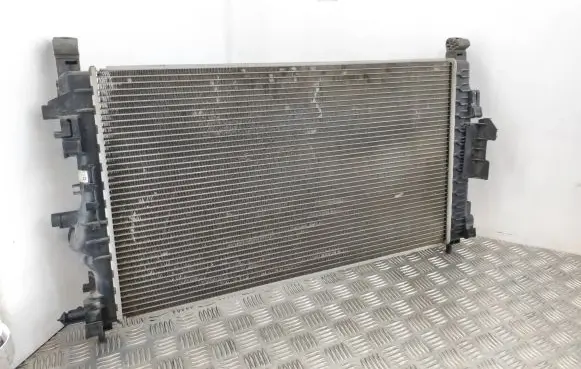 Coolant radiator