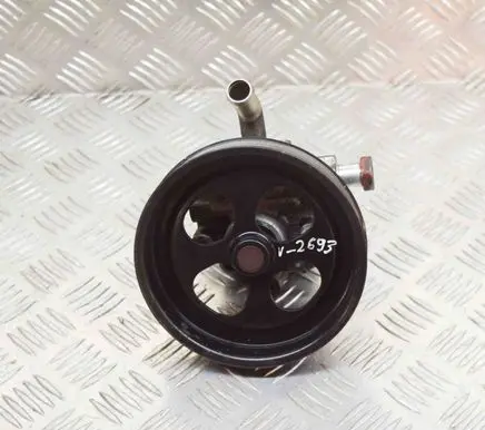 Mitsubishi L200 Power steering pump 1824B3