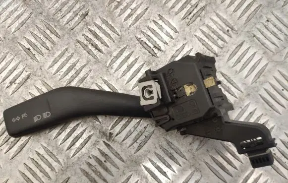 Volkswagen Golf V Indicator stalk 1K0953513