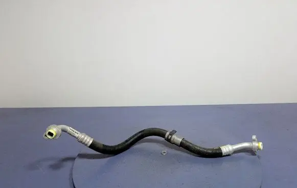 Volvo XC60 Air conditioning (A/C) pipe/hose 32226905